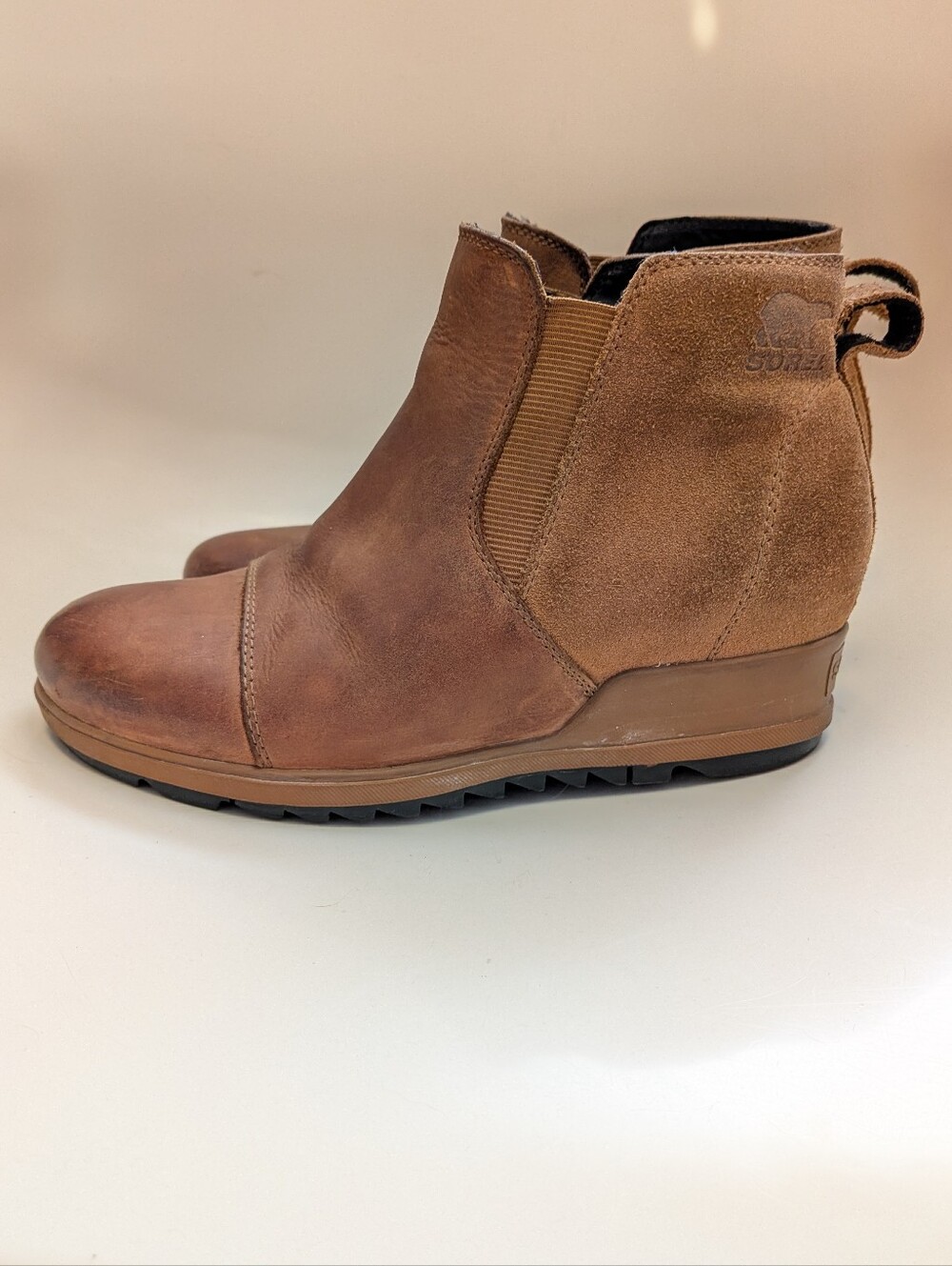 Sorel Brown Leather Wedge Chelsea Booties